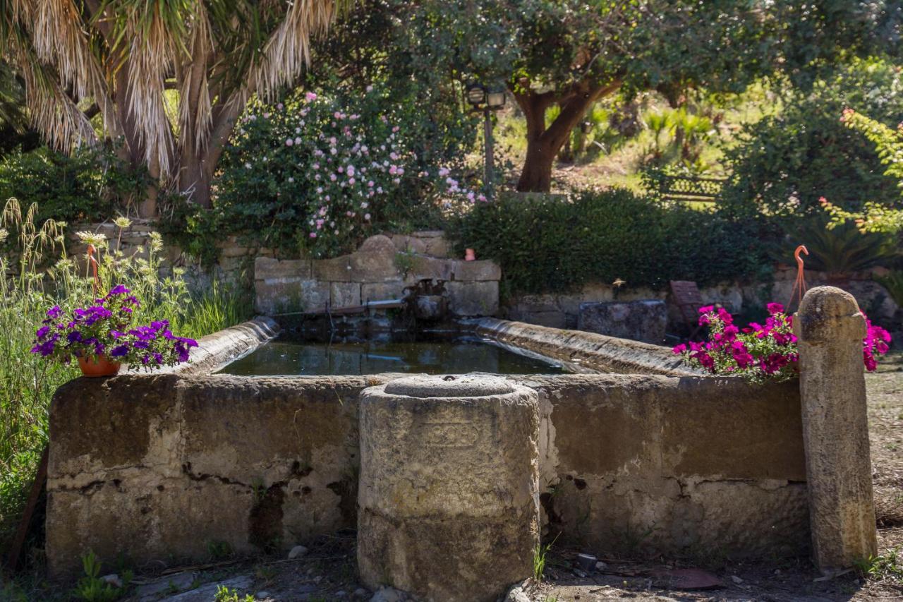 Agriturismo Tarantola Villa Alcamo Exterior photo