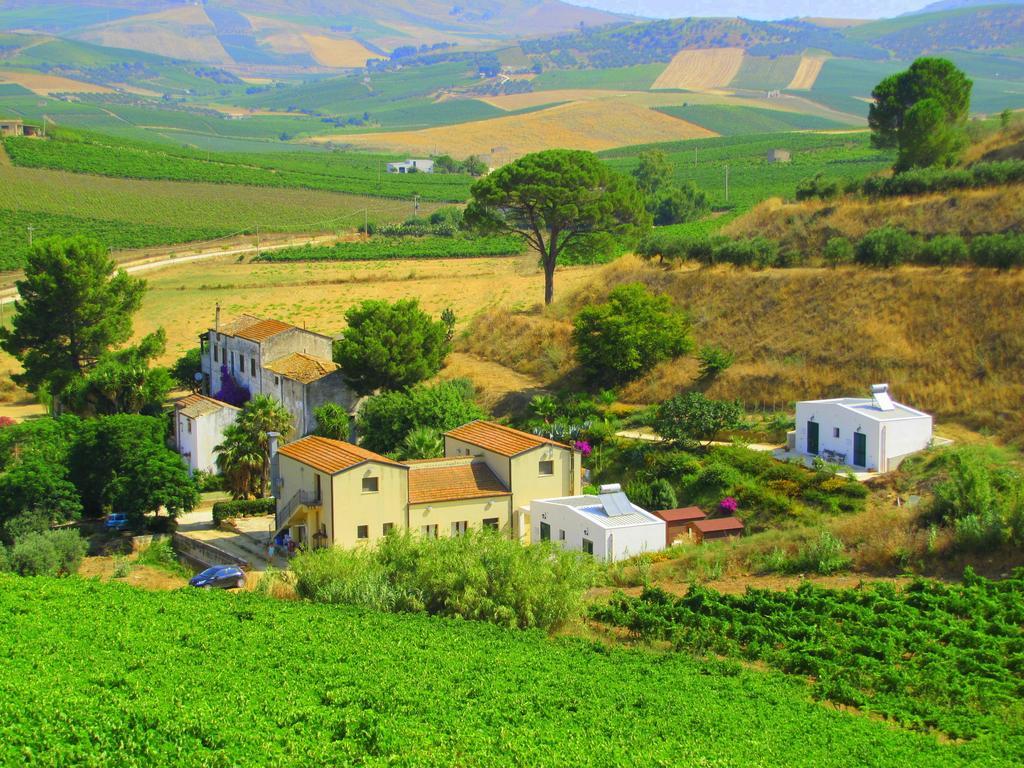 Agriturismo Tarantola Villa Alcamo Exterior photo